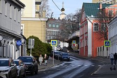 Москвичей призвали не ждать зимы