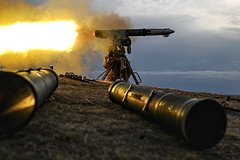 В России заявили о сжигающем бронированную технику ВСУ «Корнете»