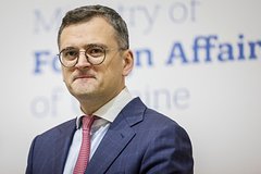 Спутницу экс-главы МИД Украины уличили в использовании СВО для пиара секс-шопа